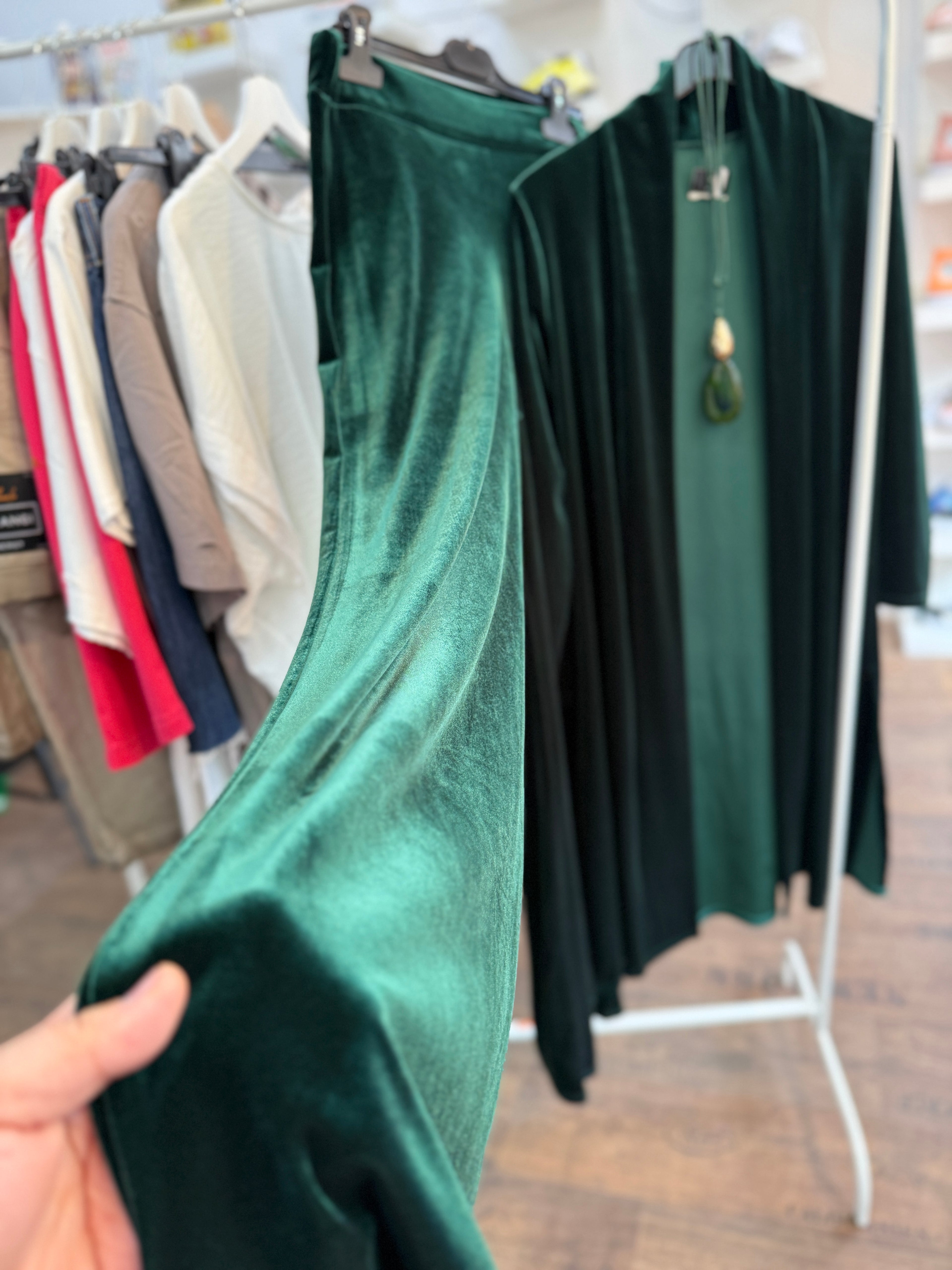 Komplet samet cardigan + nohavice