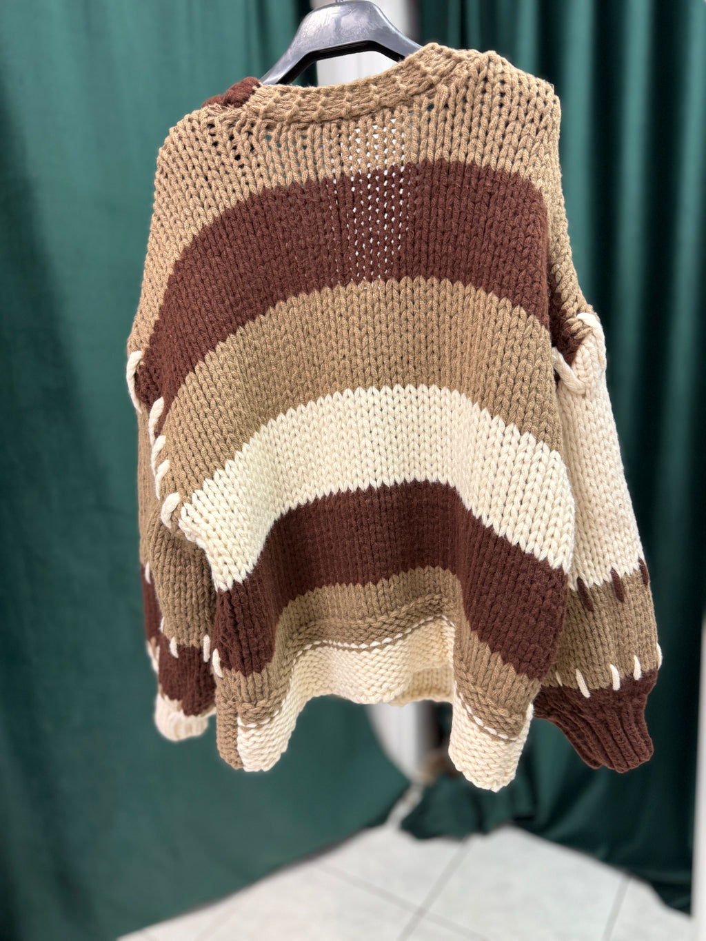 Luxurzy vibe sweater